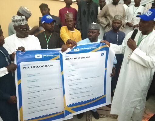 Group Empowers 1,200 Youths With N30m, As 4,500 NNPP, PDP Members Defects to APC