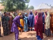 Adamawa : “Mama Mai Transformer” Golfa,Leads House-to-House Mobilisation on APC e-registeration